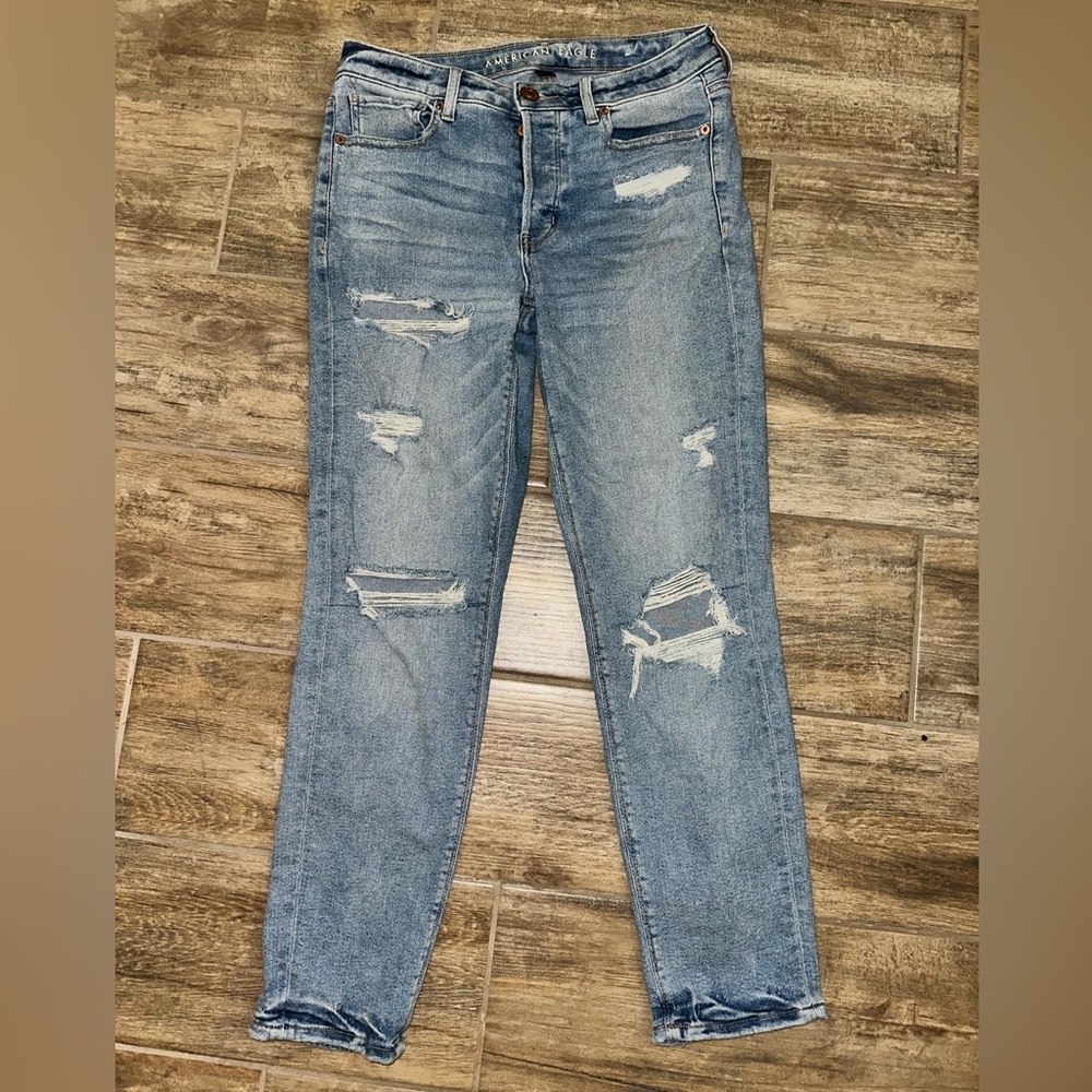American Eagle Outfitters Light Blue Denim Jeans